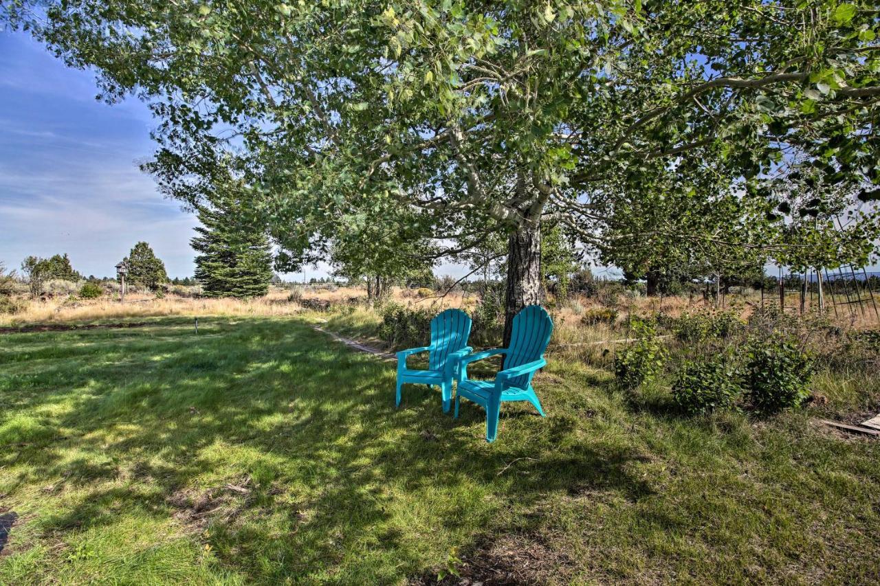 Updated Farmhouse With Deck On Central Oregon Canal! Villa Bend Esterno foto