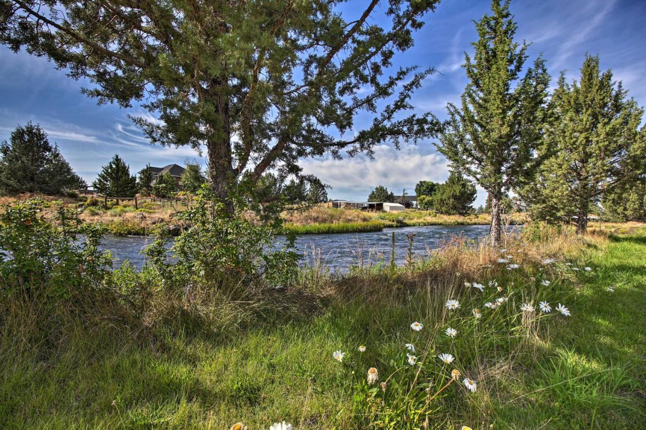 Updated Farmhouse With Deck On Central Oregon Canal! Villa Bend Esterno foto